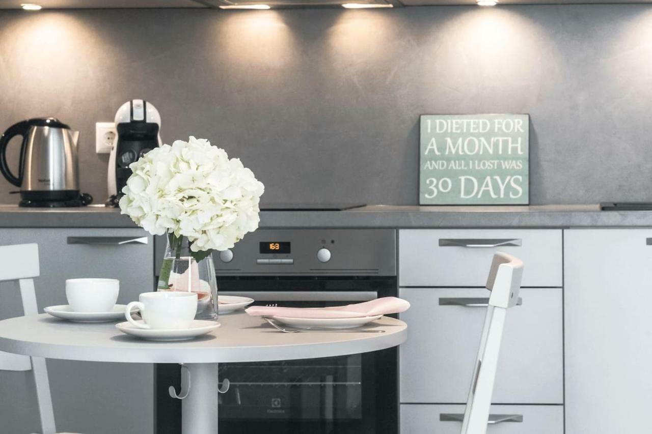 Kalamehe Modern Apartment 2 Near City Center Пярну Екстериор снимка